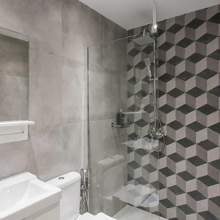 The Omnia Collection Pagrati *